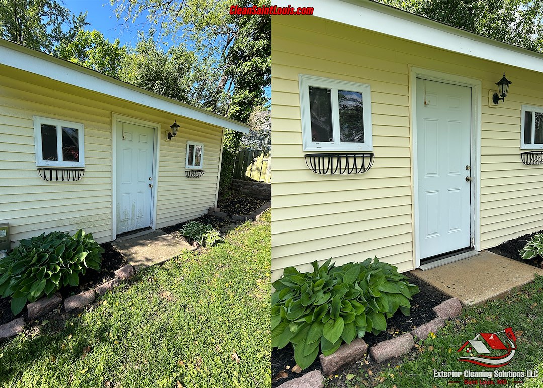 Small House And Deck Cleaning in St Louis, MO.